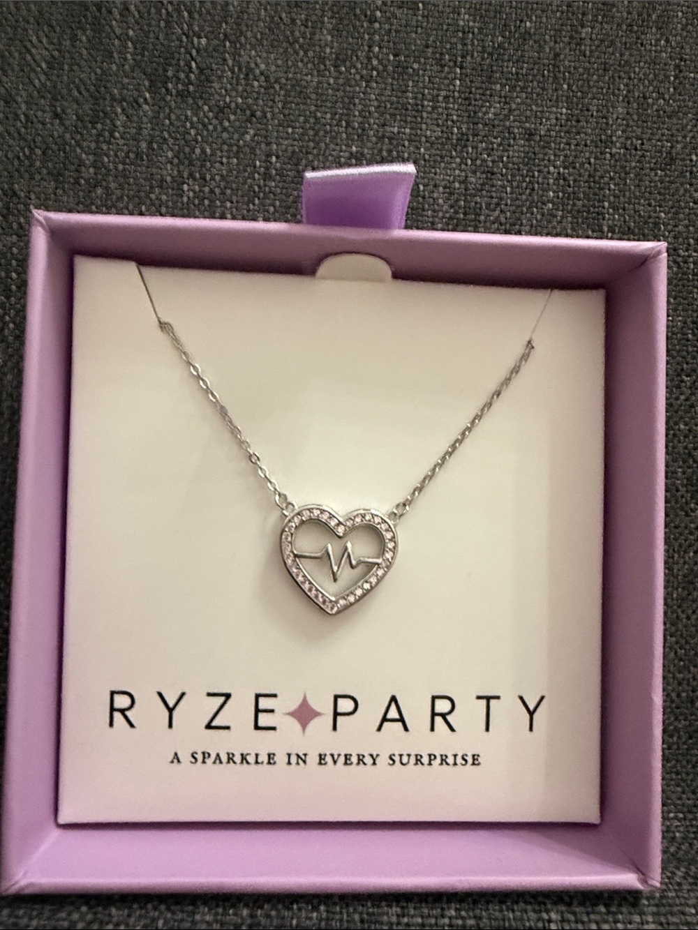 Ryze Party sterling Silver .925 Heartbeat Heart Necklace in Silver